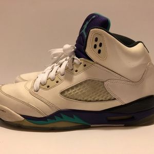Air Jordan Retro 5 Grapes
